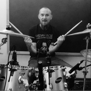 四个小萝莉被爆菊楠楠
